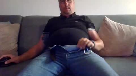 Snapshot of runner_1978 chatting on 9, 9, 2025 runner_1978 online show from 9, 9, 2025