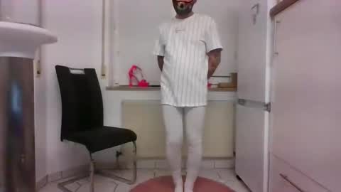 Snapshot of ruskinni1893 chatting on 18, 12, 2024 Ruskinni online show from 18, 12, 2024