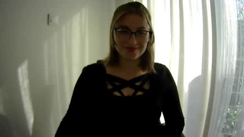 Nika online show from 9, 9, 2025