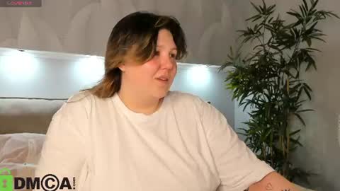 Snapshot of rutholiver chatting on 8, 7, 2026 Ruth GMT2 Mon 10 AM - 4 PM Tue 10 AM - 4 PM Thu 3-9 AM Fri 10 AM - 4 PM Sun 10 AM - 4 PM. online show from 8, 7, 2026