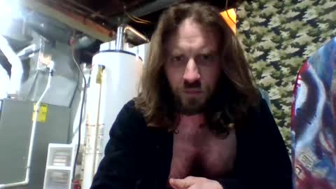 rwb1982 online show from 2, 12, 2024