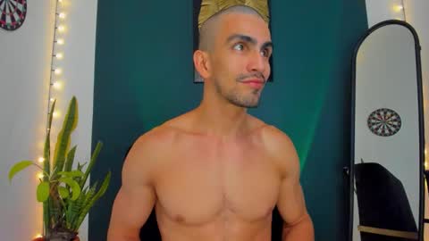 Ryan independent model online show from 28, 9, 2025