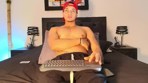 Snapshot of ryangreys01 chatting on 30, 10, 2025 Ryan online show from 30, 10, 2025