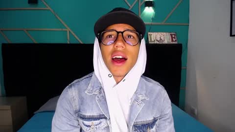 RyanPricee online show from 8, 1, 2025