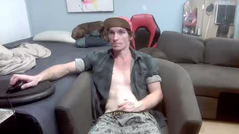 Snapshot of ryanteedaddy chatting on 22, 9, 2025 Ryan Tee online show from 22, 9, 2025