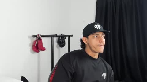 ryanwhite3 online show from 13, 11, 2025