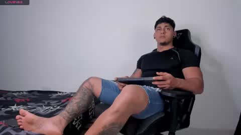 Snapshot of ryanwhite3 chatting on 12, 7, 2026 ryanwhite3 online show from 12, 7, 2026