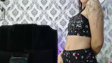 Snapshot of saara_brown chatting on 12, 3, 2025 Saara Brown online show from 12, 3, 2025