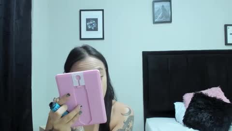           online show from 25, 10, 2025