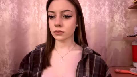 Mika online show from 18, 12, 2025