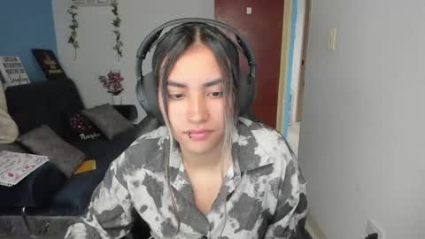 Angie  online show from 22, 2, 2025