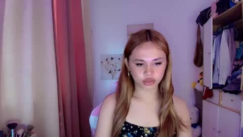 sabrina_hottyxx online show from 14, 4, 2026