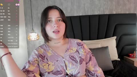 Snapshot of sabrina_lennox chatting on 8, 2, 2025 Sabrina Maria online show from 8, 2, 2025