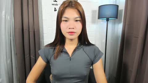 Snapshot of sabrina_maxx chatting on 13, 1, 2025 Nadine online show from 13, 1, 2025