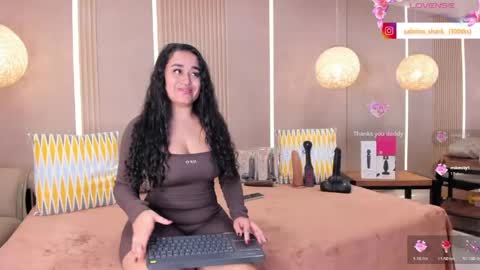Sabrina Shark online show from 7, 5, 2026