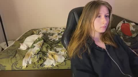 Snapshot of sabrinaanddaniel chatting on 27, 10, 2025 SabrinaDaniel online show from 27, 10, 2025