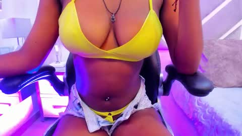 SabrinnaBrownn online show from 17, 10, 2025