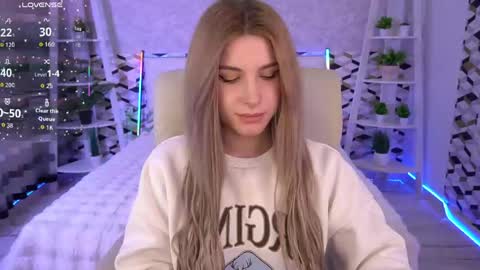 Snapshot of sabrinamuse chatting on 24, 4, 2026 Sabrina online show from 24, 4, 2026