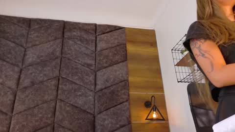 S A B R I N A  online show from 22, 11, 2025