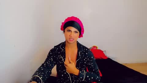 Snapshot of sacha_candy chatting on 6, 12, 2024 Sacha online show from 6, 12, 2024