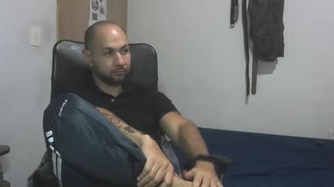 sachiel_moi online show from 5, 1, 2025