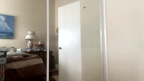 Snapshot of sackskincreamer chatting on 15, 2, 2025 R online show from 15, 2, 2025