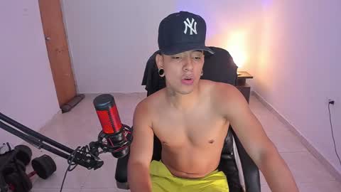 saenz_hotx online show from 11, 10, 2025