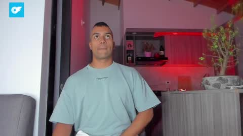 Snapshot of sag_1998 chatting on 18, 1, 2025 Sag online show from 18, 1, 2025