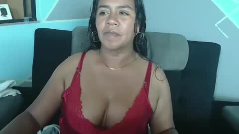 Snapshot of saggil_0385 chatting on 18, 5, 2026 saggil_0385 online show from 18, 5, 2026