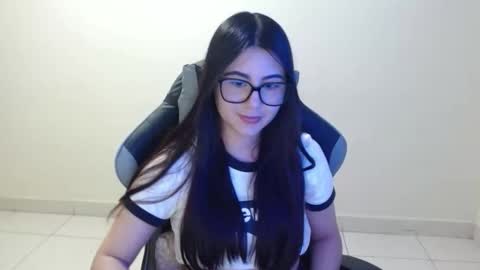 Sahaliefox  online show from 30, 10, 2025