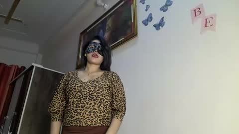 Queen Archana online show from 8, 1, 2025