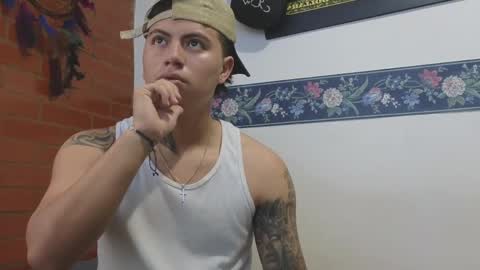 Sahara y Thiago online show from 16, 3, 2026