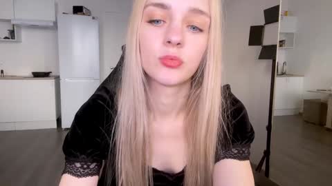 Sofia online show from 5, 2, 2025