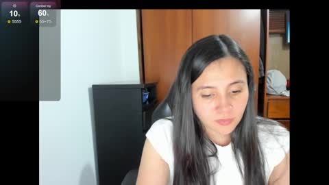 Snapshot of saira___ chatting on 4, 12, 2024 saira online show from 4, 12, 2024