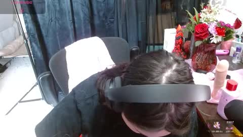 Snapshot of salacious_bunny chatting on 15, 2, 2026 salacious_bunny online show from 15, 2, 2026