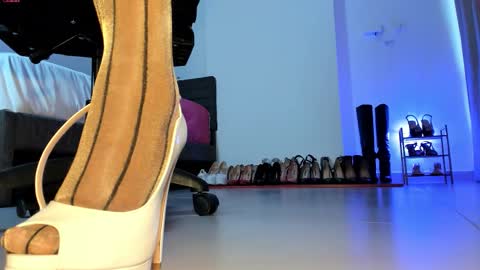 Sali G  online show from 12, 10, 2025