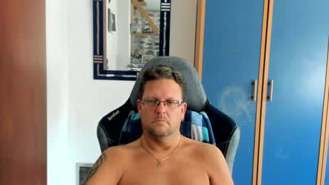 Snapshot of salichris chatting on 11, 7, 2026 salichris online show from 11, 7, 2026