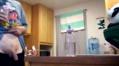 salis1981 online show from 17, 9, 2025