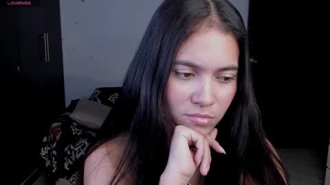 Snapshot of sallye__ chatting on 8, 11, 2025 Sallye online show from 8, 11, 2025