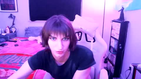 Snapshot of sallylongzzzts chatting on 25, 5, 2026 SallyLongzzz online show from 25, 5, 2026