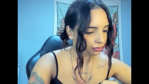 sallymaddoxx online show from 3, 10, 2025
