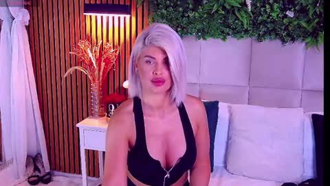 SalmaRoze online show from 1, 5, 2026