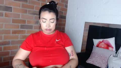   online show from 30, 1, 2025