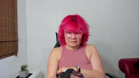 Salomee diazz online show from 19, 2, 2025