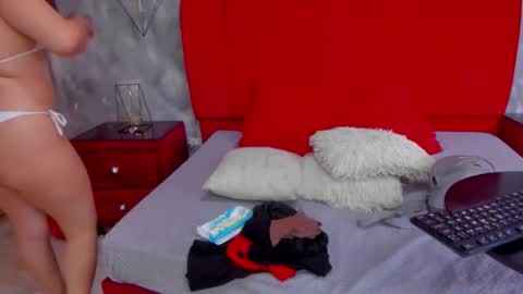 SalomeEvanz online show from 13, 5, 2026