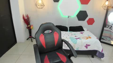 martina online show from 10, 2, 2025