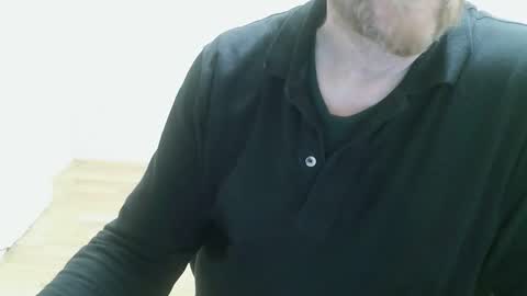 Snapshot of saltimbanquier chatting on 16, 11, 2025 Saltimbanquier Salt ou Banquier online show from 16, 11, 2025