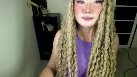 Snapshot of salumisabato69 chatting on 28, 10, 2025 anasthasia online show from 28, 10, 2025