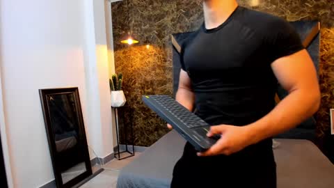 SALVATORE online show from 21, 1, 2025