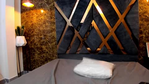 SALVATORE online show from 30, 1, 2025